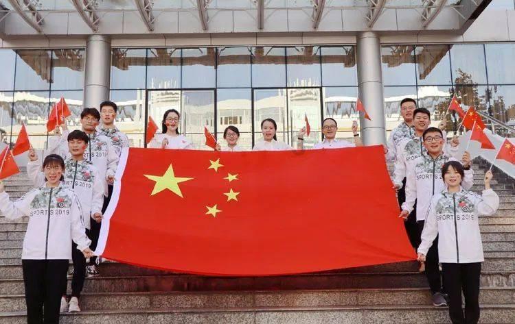古诗咏鹅全诗句