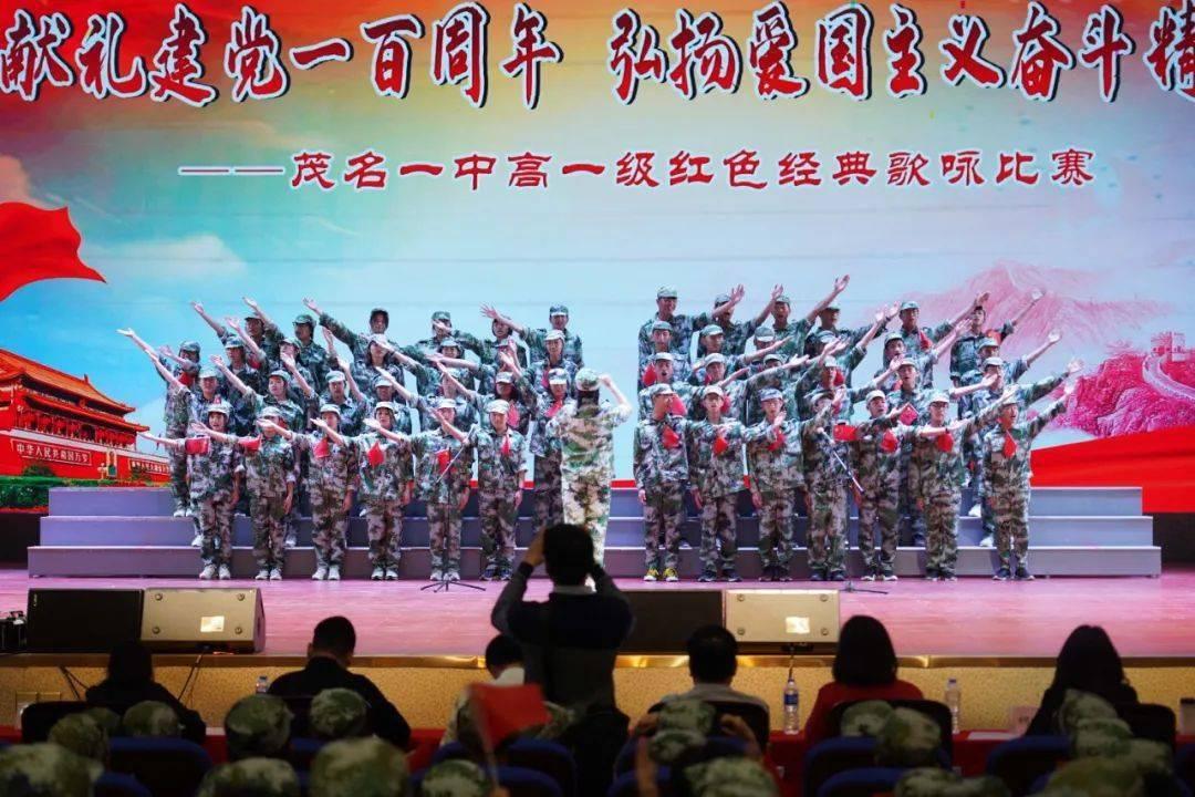 网友称在临高古银瀑布景区被人私自拍照并强制购买，官方通报来了！