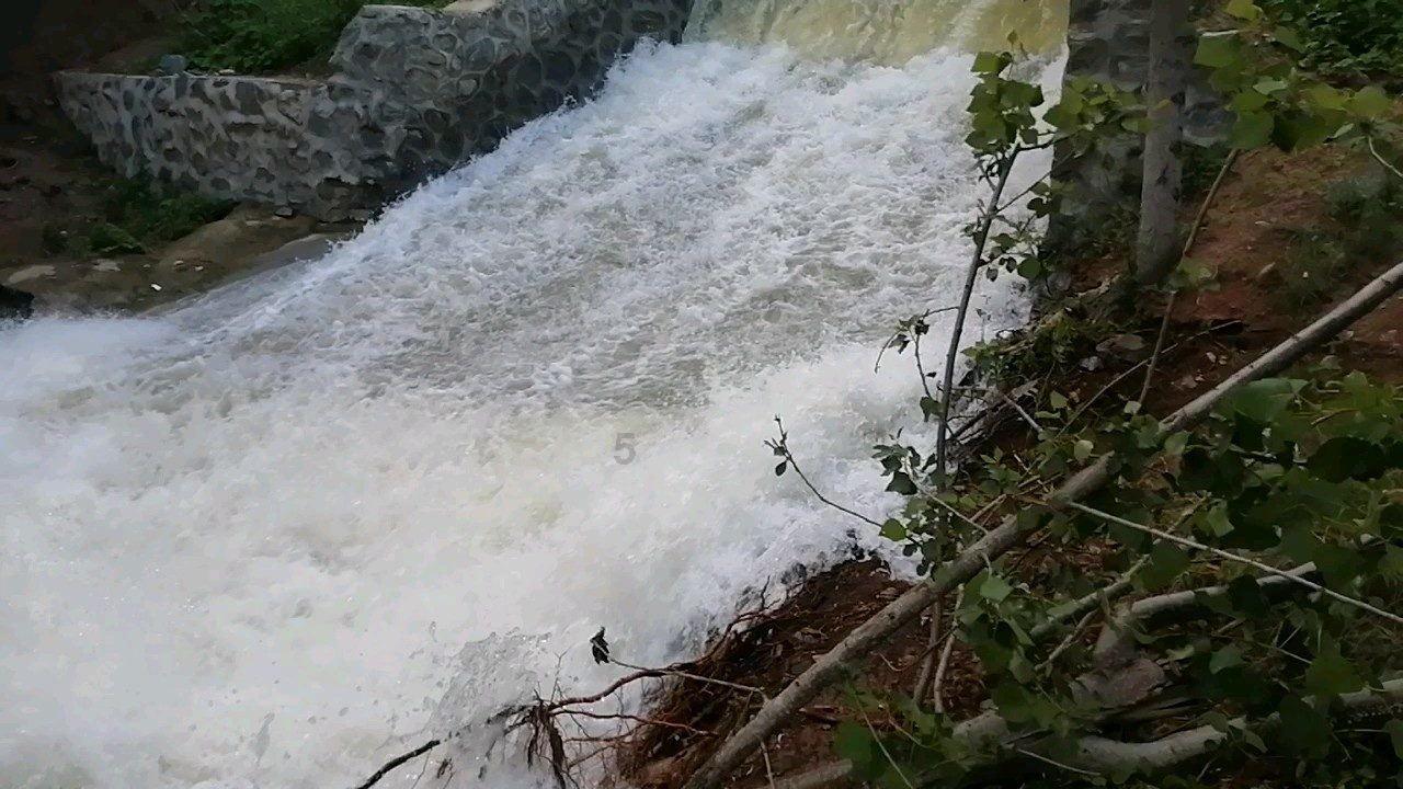 逃出塞里洛斯村
